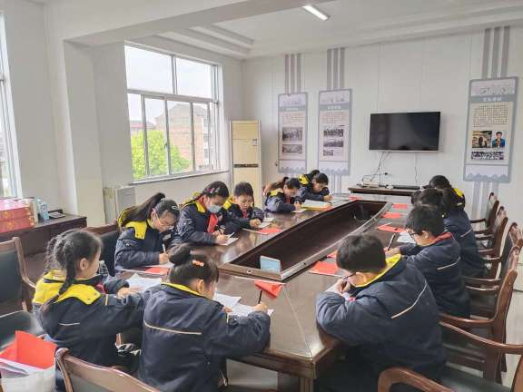 365bet官方网址_365提现多久能到账_beat365官方入口素描网组织“这盛世如您所愿”我给烈士写封信活动